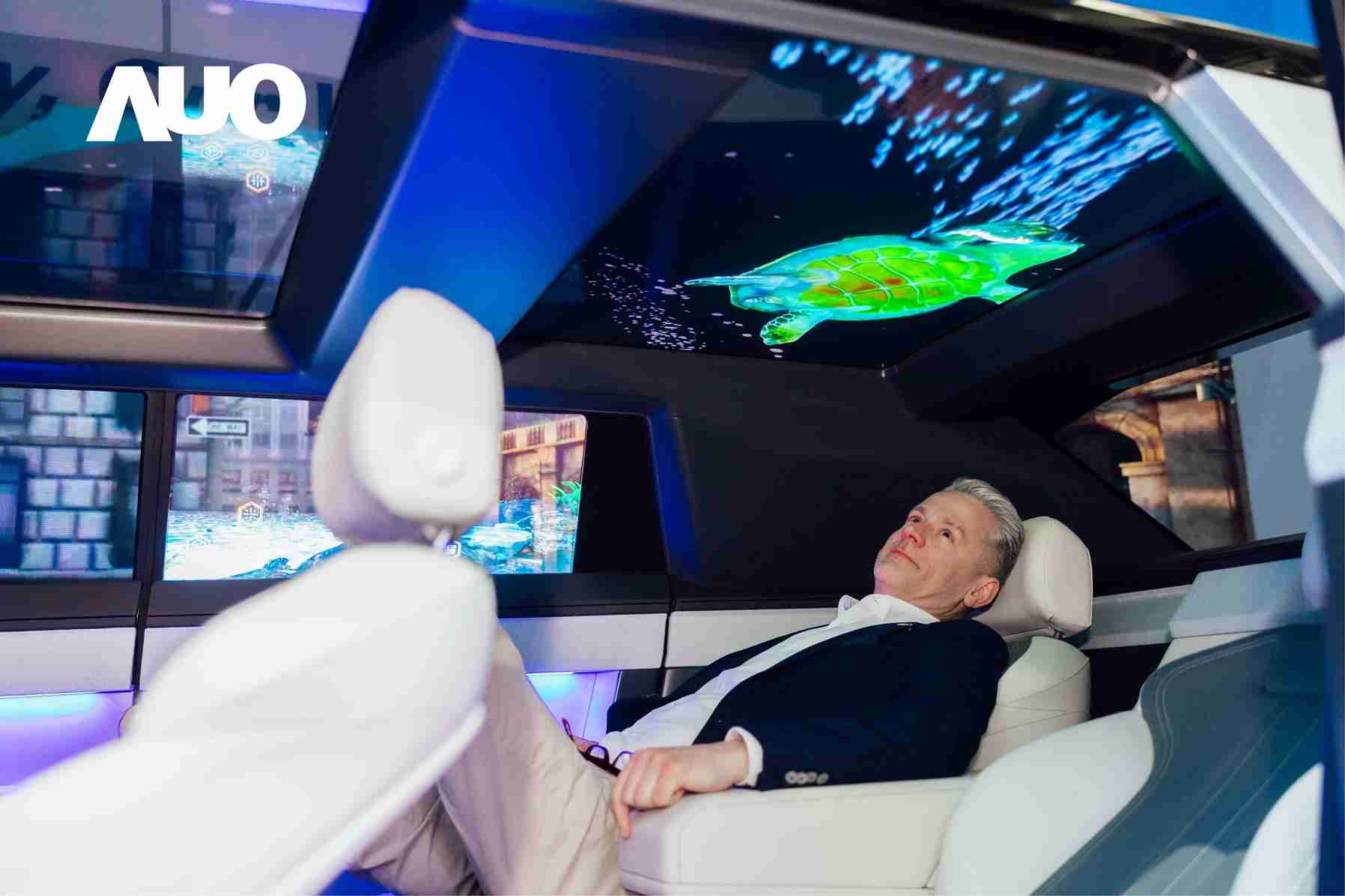 人生就是博Smart Cockpit 2025集Micro LED透明、、大型化、、可挠优势之大成，，携手BHTC打造未来视界的车用Display HMI解决方案